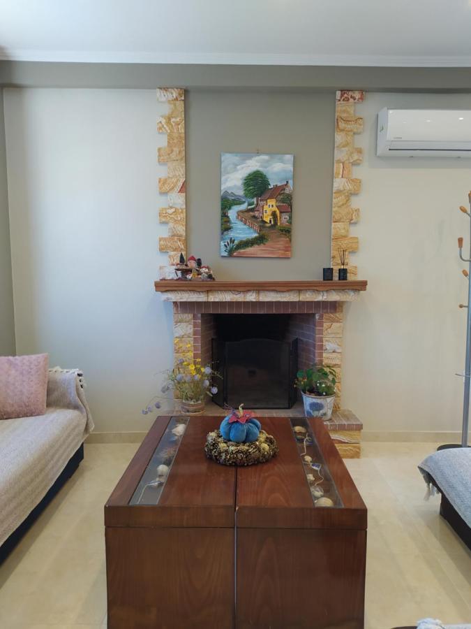 Just Constructed! Villa Gastuni Buitenkant foto